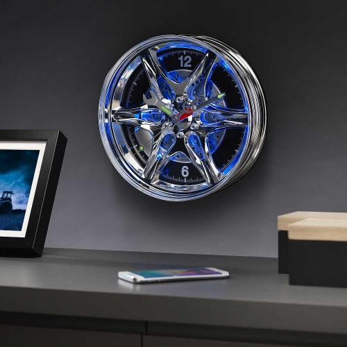 Стенен часовник Джанта с LED светлини